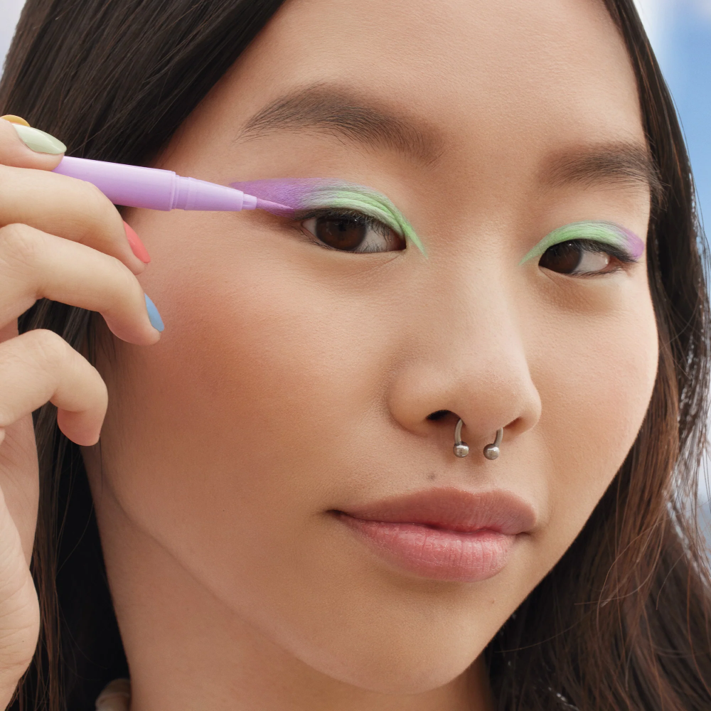 Stay All Day® Muted Neon Liquid Eye Liner - Hint Of Mint