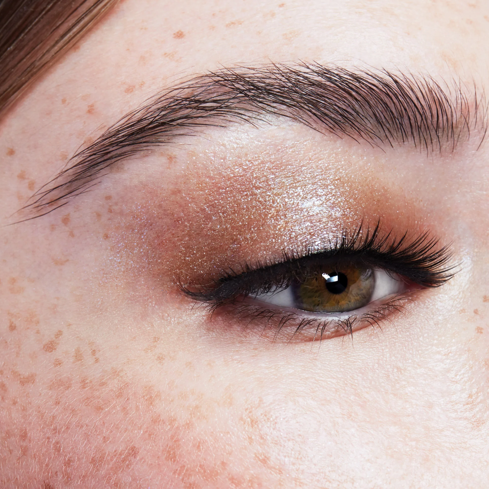  Glisten And Glow Liquid Eyeshadow - Oasis